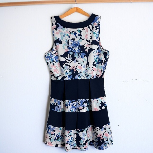 Trixxi Sleeveless V-Neck Summer Mini Dress | Navy Teal Pink | Women’s Large Flar - Picture 3 of 4